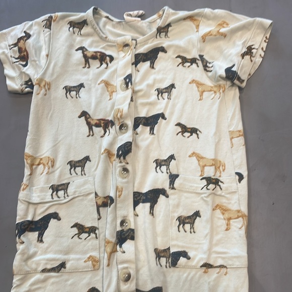 Kate Quinn horse bamboo romper 12-18 months - Picture 2 of 5